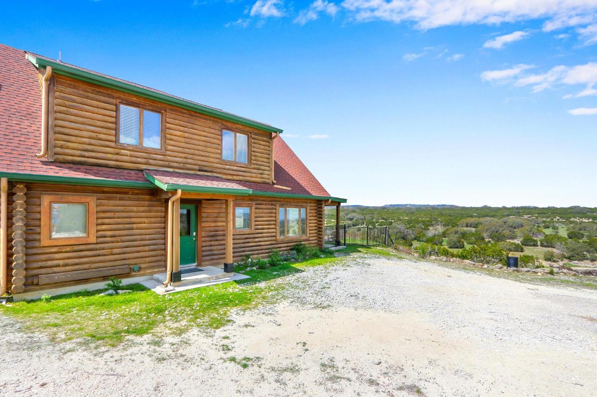 Lighthouse Hill Ranch - Log Home Johnson City Exterior photo